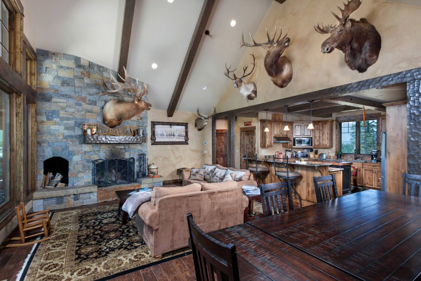Amazing Log Cabin Rental with Pool Table in the Mountains in West Glacier, Montana
