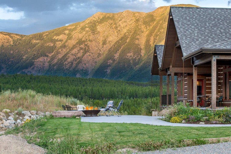 Log Cabins (United States of America, West Glacier, Montana)