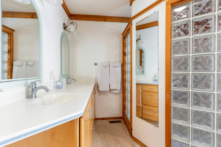 Vacation Rentals (United States of America, --, --)