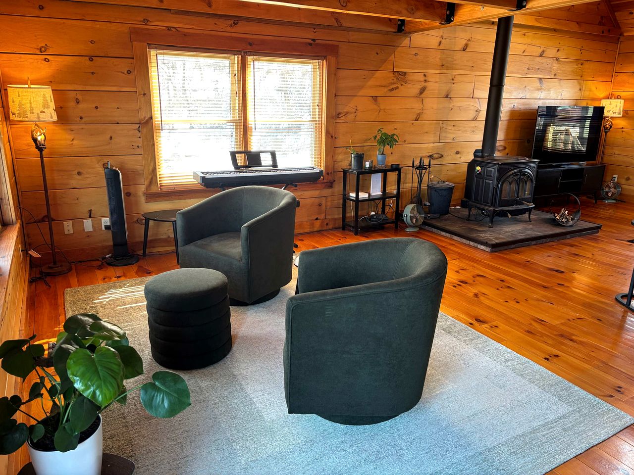 Peaceful Log Cabin on Private Acres with Creek & Pond in Rileyville, Virginia