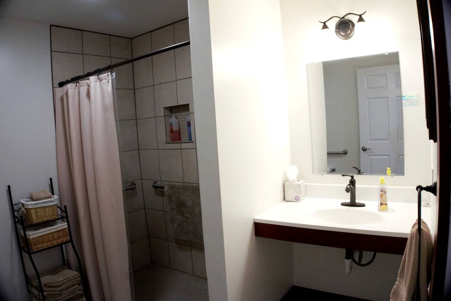 Handicapped Accessible Log Cabin Rental near Smugglers' Notch Park, Vermont