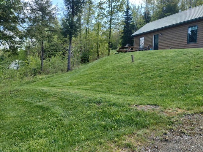 Cabins (United States of America, Hyde Park, Vermont)