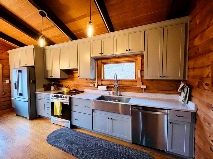 Log Cabins (United States of America, Great Cacapon, West Virginia)