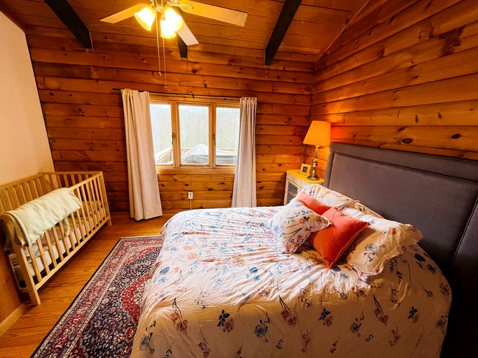 Log Cabins (United States of America, Great Cacapon, West Virginia)