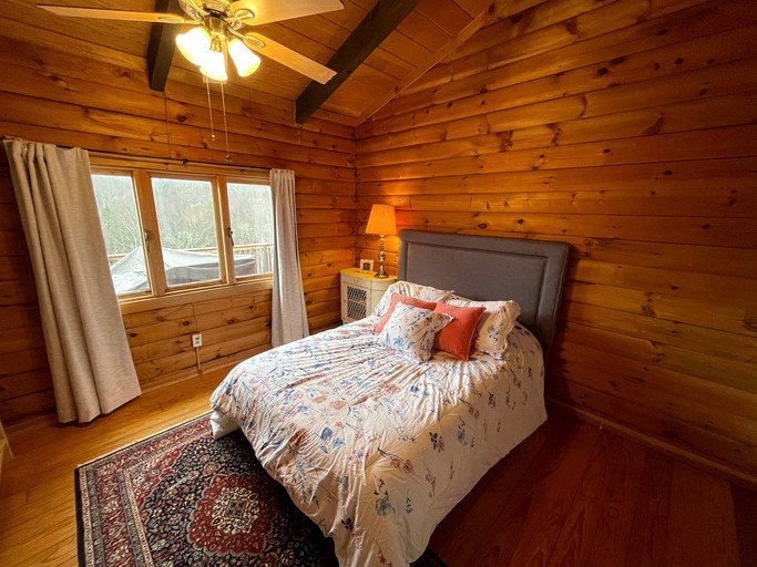 Log Cabins (United States of America, Great Cacapon, West Virginia)