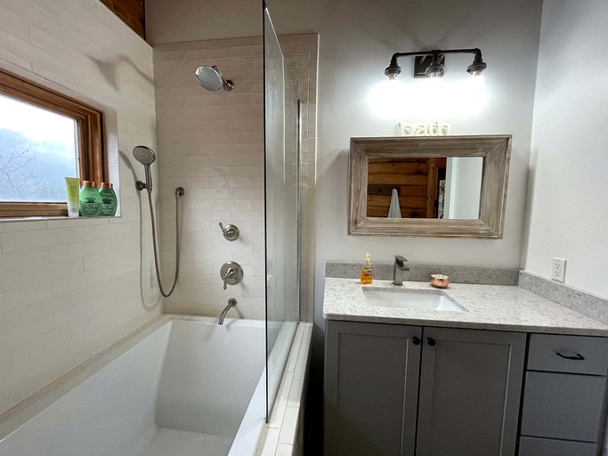 Log Cabins (United States of America, Great Cacapon, West Virginia)