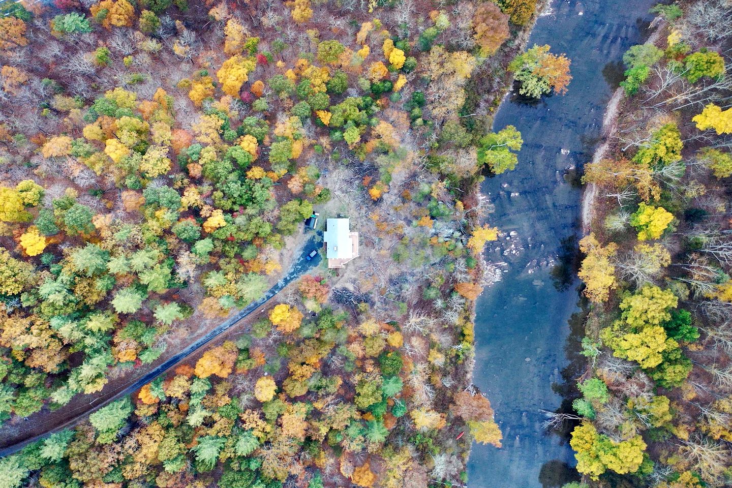 Secluded, Solar Powered Log Cabin on the Great Cacapon River, Perfect for Large Group Getaways to the West Virginia Wilderness