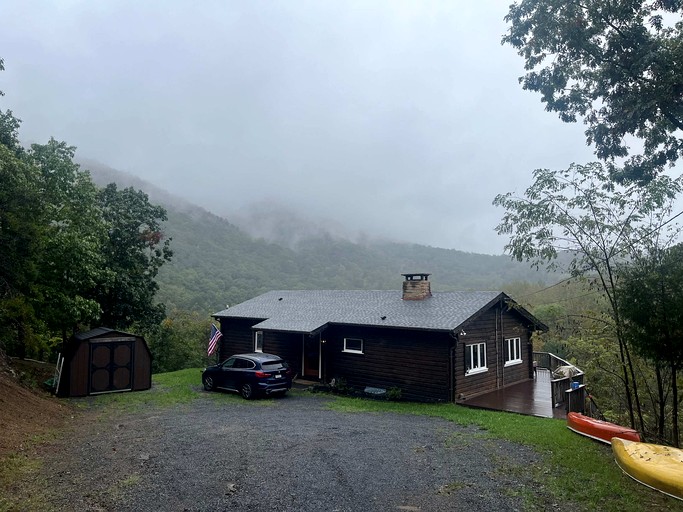 Cabins (United States of America, Great Cacapon, West Virginia)