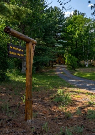 Log Cabins (United States of America, Wilmington, New York)