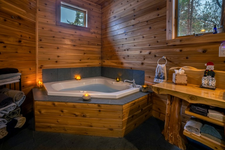Log Cabins (United States of America, Wilmington, New York)