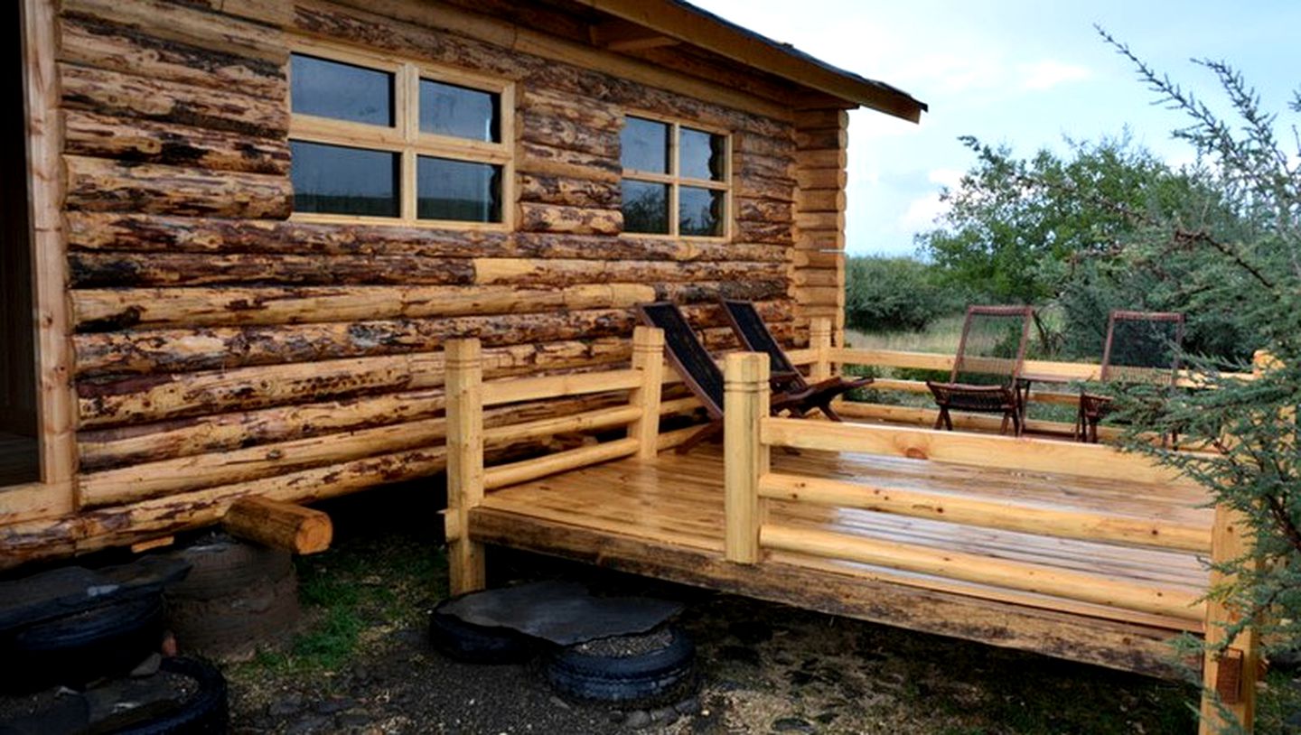 Log Cabins on Nomadic Glamping Site in Tibet