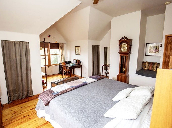 Log Cabins (Athens, Ohio, United States)