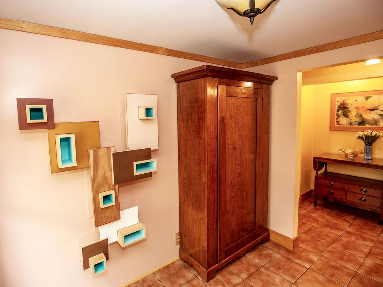 Luxury Log Cabin with 18 Acres of Countryside and Swimming Pond near Athens, Ohio