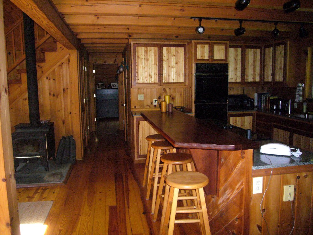 Spacious Family-Friendly Cabin with Games Room near Woodstock, New York
