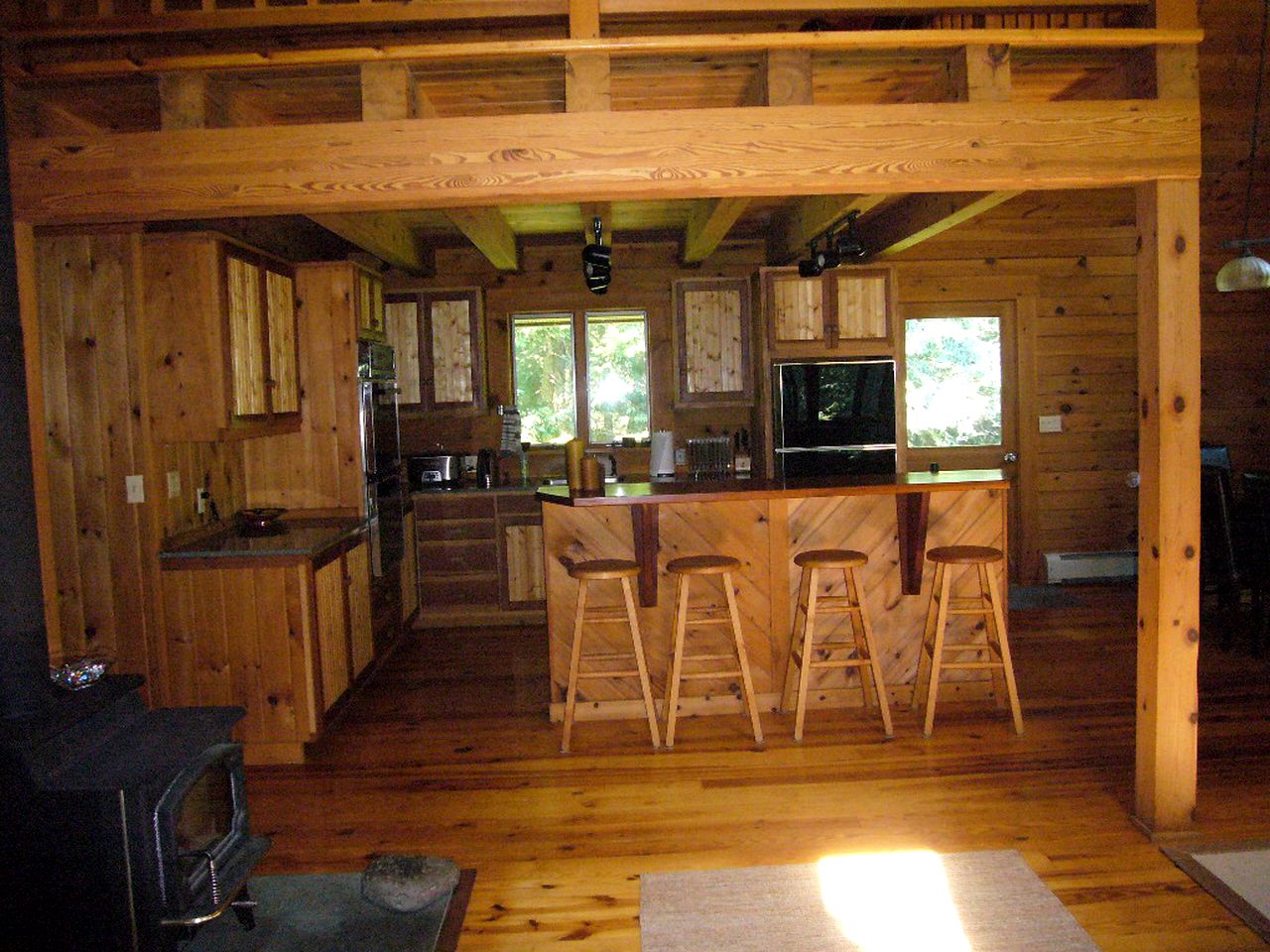 Spacious Family-Friendly Cabin with Games Room near Woodstock, New York