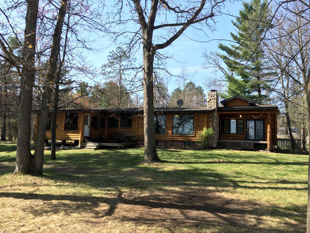 Gorgeous Waterfront Cabin by the Mississippi River near Grand Rapids, Minnesota