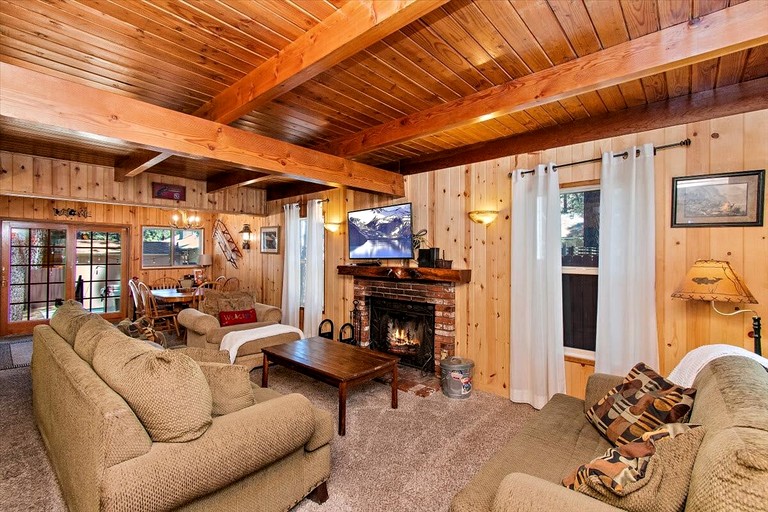 Cabins (United States of America, Big Bear Lake, California)