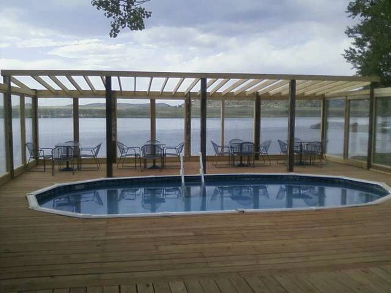 Luxury, Waterfront Cabin with Private Hot Tub on Lake DeWeese Wildlife Refuge in Colorado