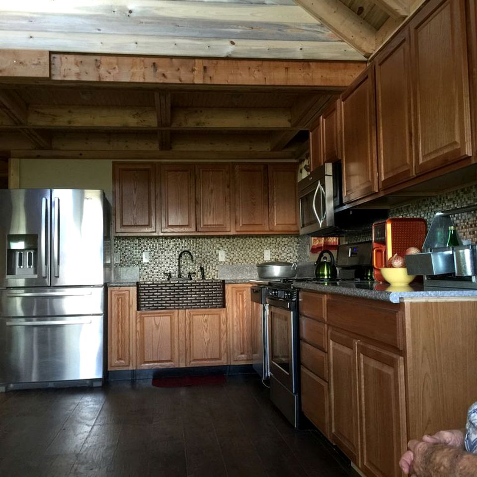 Luxury, Waterfront Cabin with Private Hot Tub on Lake DeWeese Wildlife Refuge in Colorado