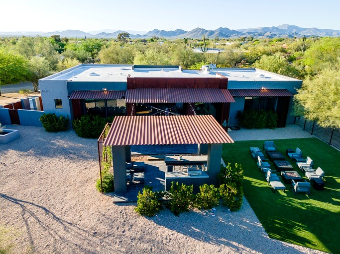 Indescribable Villa with Outstanding Interior and Exterior in Cave Creek, Arizona