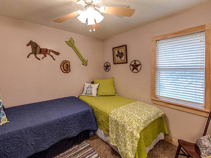 Cottages (United States of America, --, --)