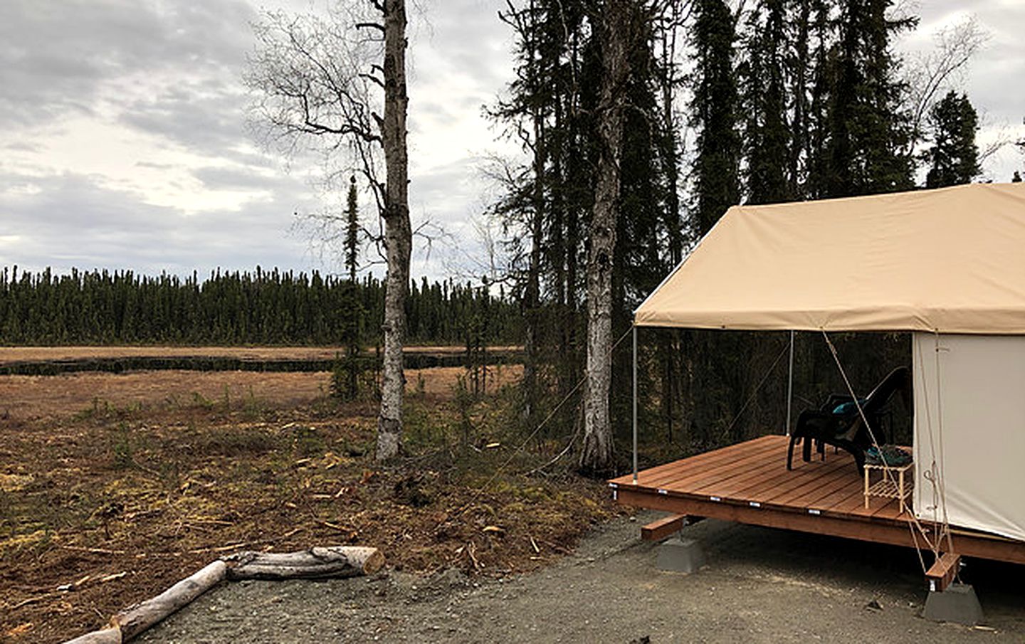 Secluded Two-Person Tent for a Luxury Camping Getaway in Soldotna, Alaska