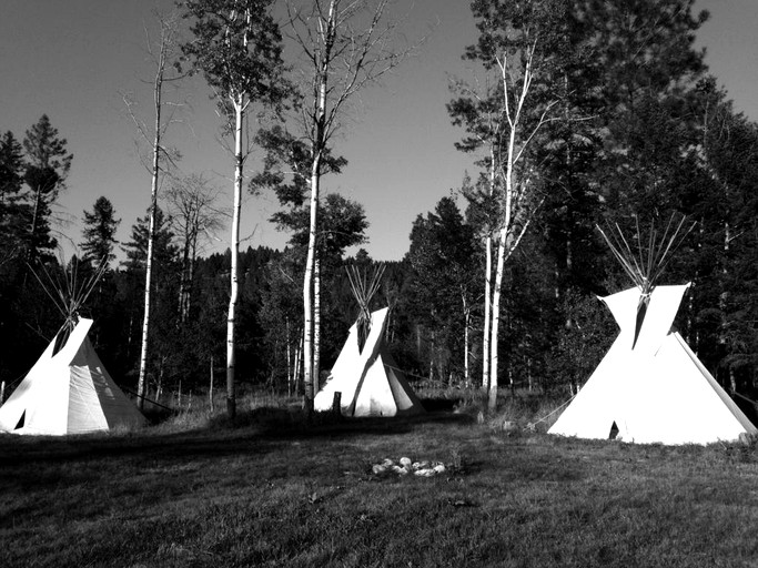 Tipis (Kila, Montana, United States)