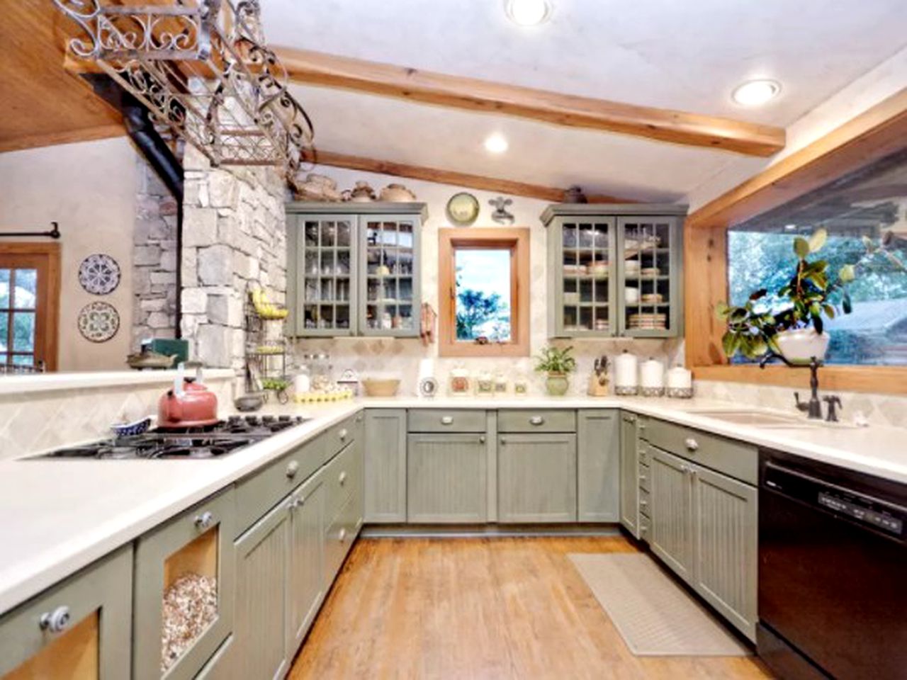 Log Cabin with Pool in Floresville, Texas