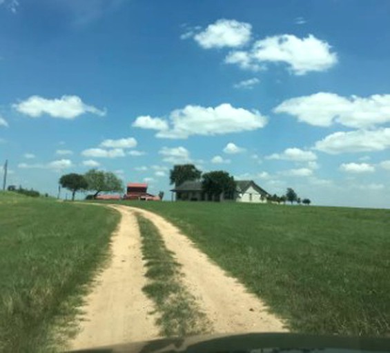 Cabins (Floresville, Texas, United States)