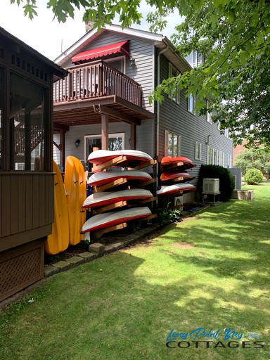 Cottages (Canada, Long Point, Ontario)
