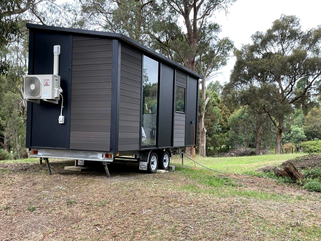Comfy Tiny House Surrounded by Nature in Victoria
