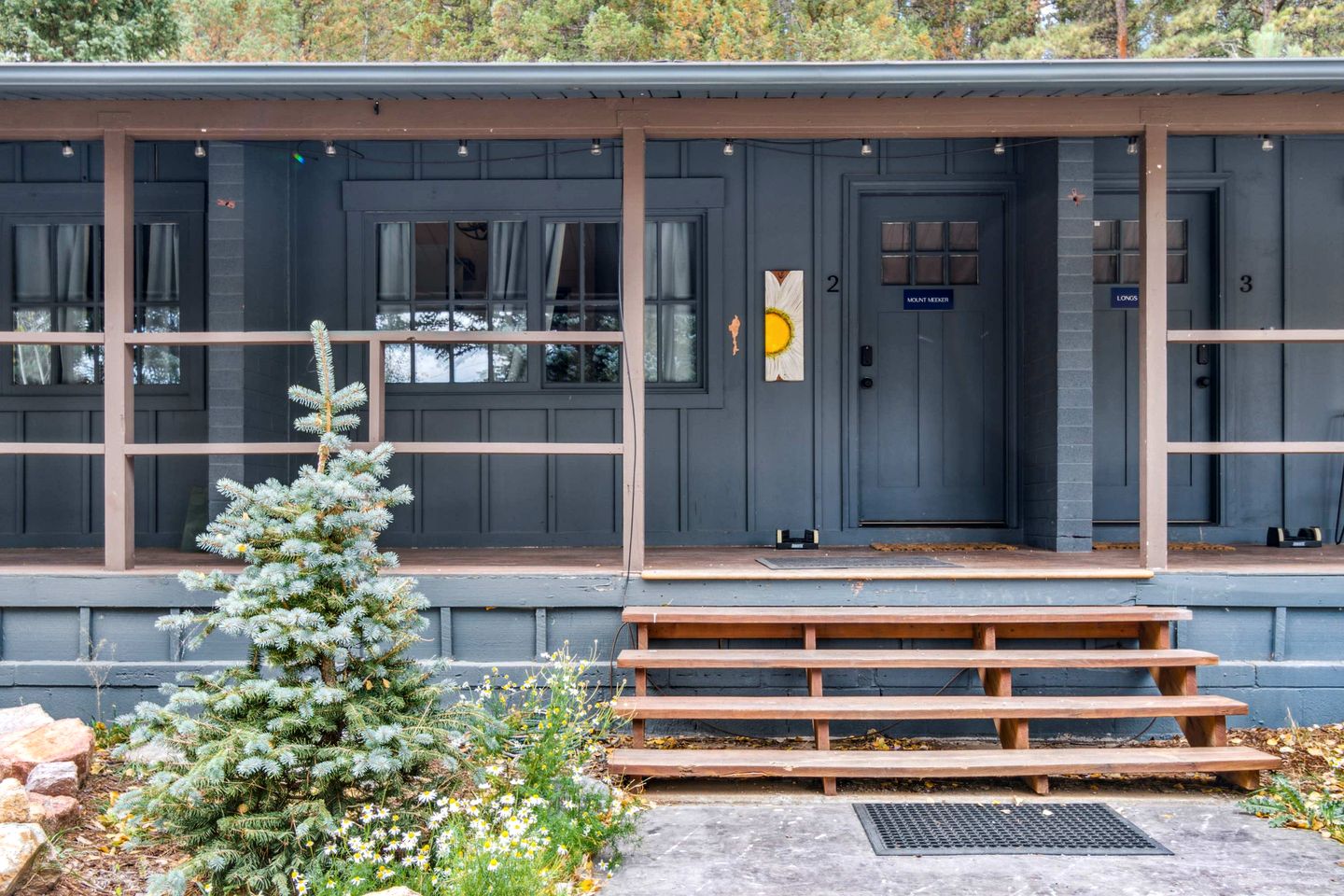 Historic Mountain Lodge Suite with Steam Shower & Hot Tub near Estes Park, Colorado