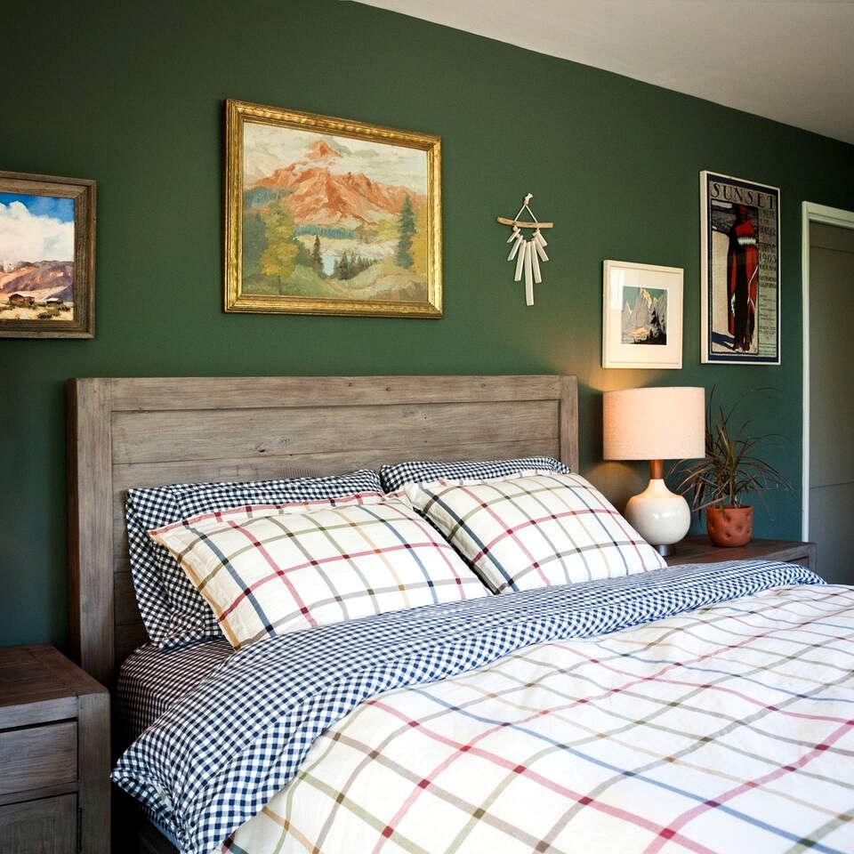 Scenic Riverfront Cabin with Mountain Views on the Kern River near Kernville, CA