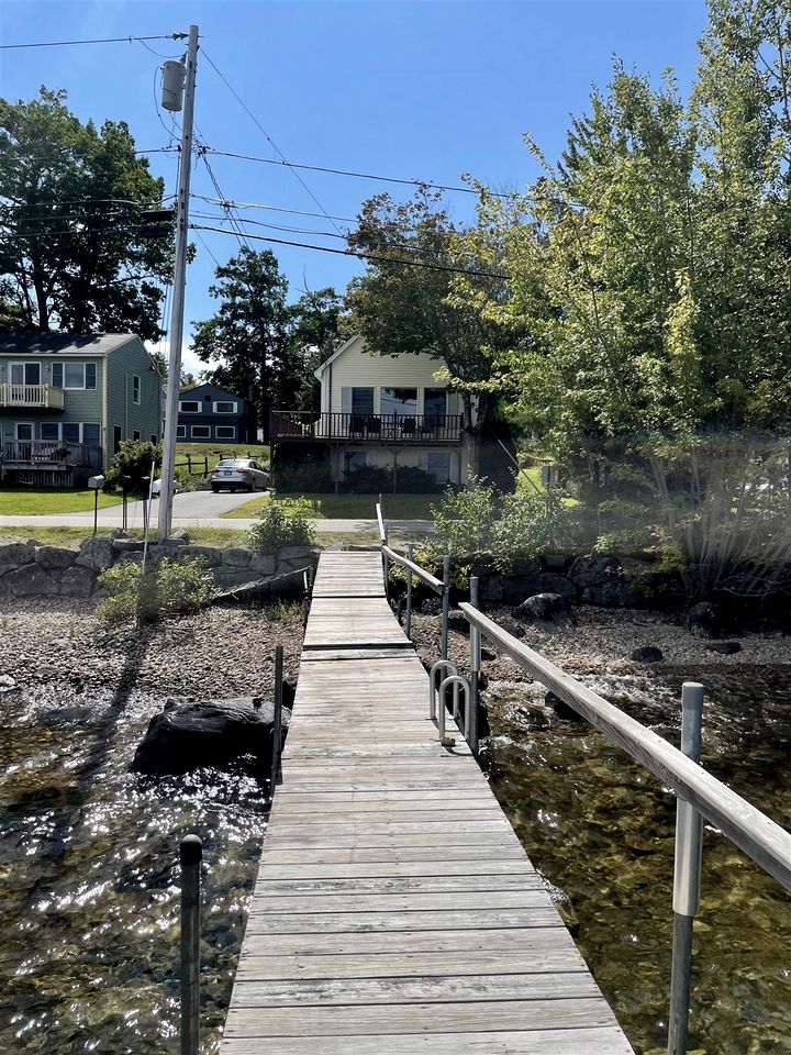 Cozy Lake Front Cabin with Private Beach Access and Stunning Views of Sebago Lake in Frye Island, Maine