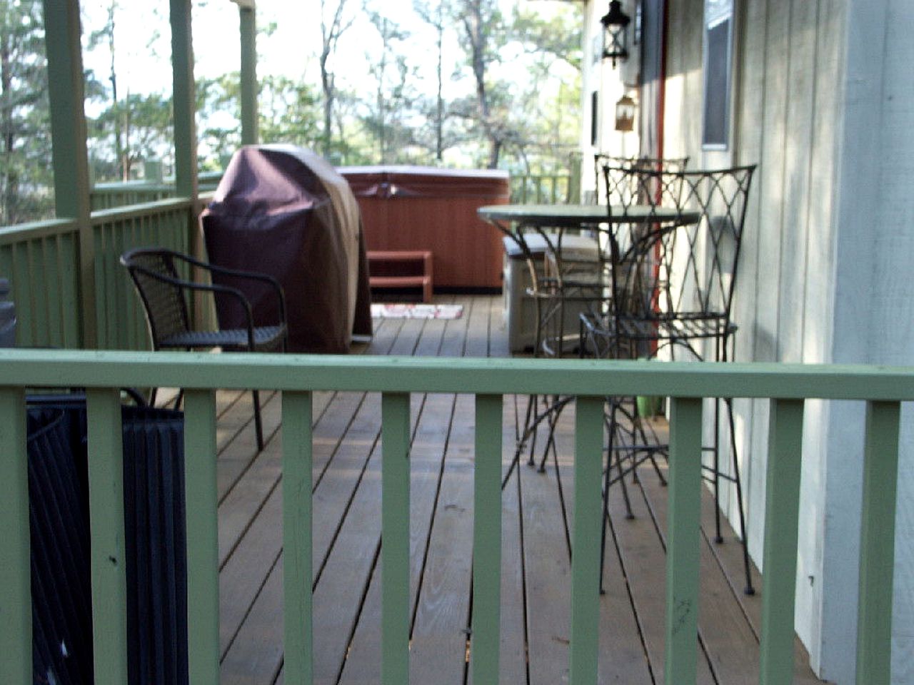 Quiet Cabin with Fire Pit and Hot Tub in the Great Smoky Mountains of North Carolina