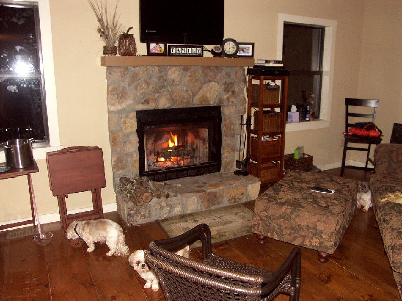 Quiet Cabin with Fire Pit and Hot Tub in the Great Smoky Mountains of North Carolina