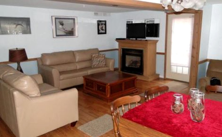 Cottages (Wild Rose, Wisconsin, United States)