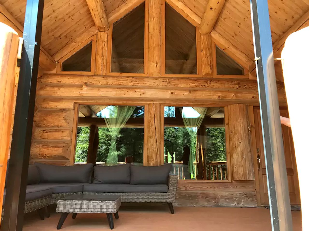 Luxury Log Cabin along Louis Creek in Kamloops, British Columbia