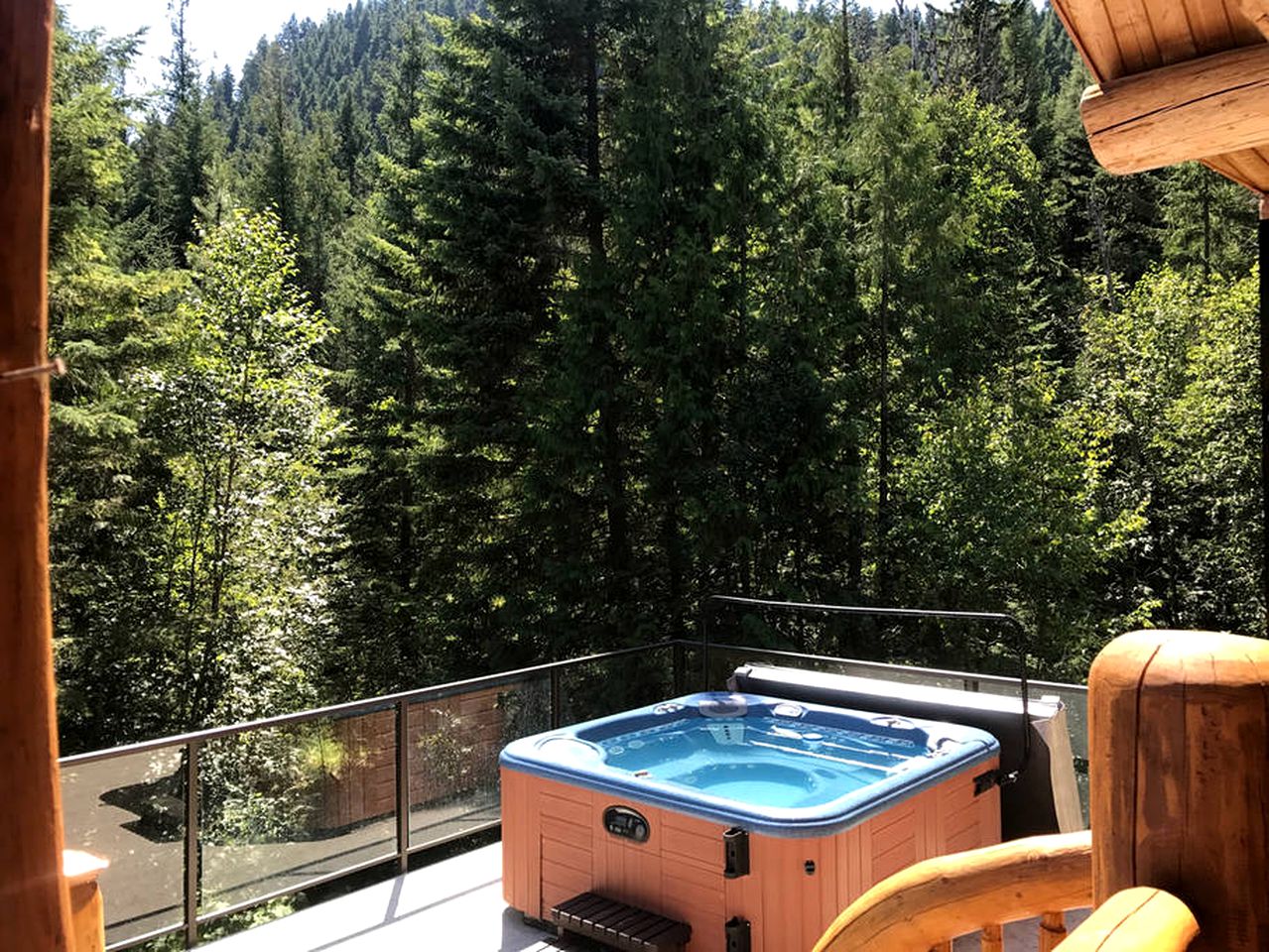 Luxury Log Cabin along Louis Creek in Kamloops, British Columbia