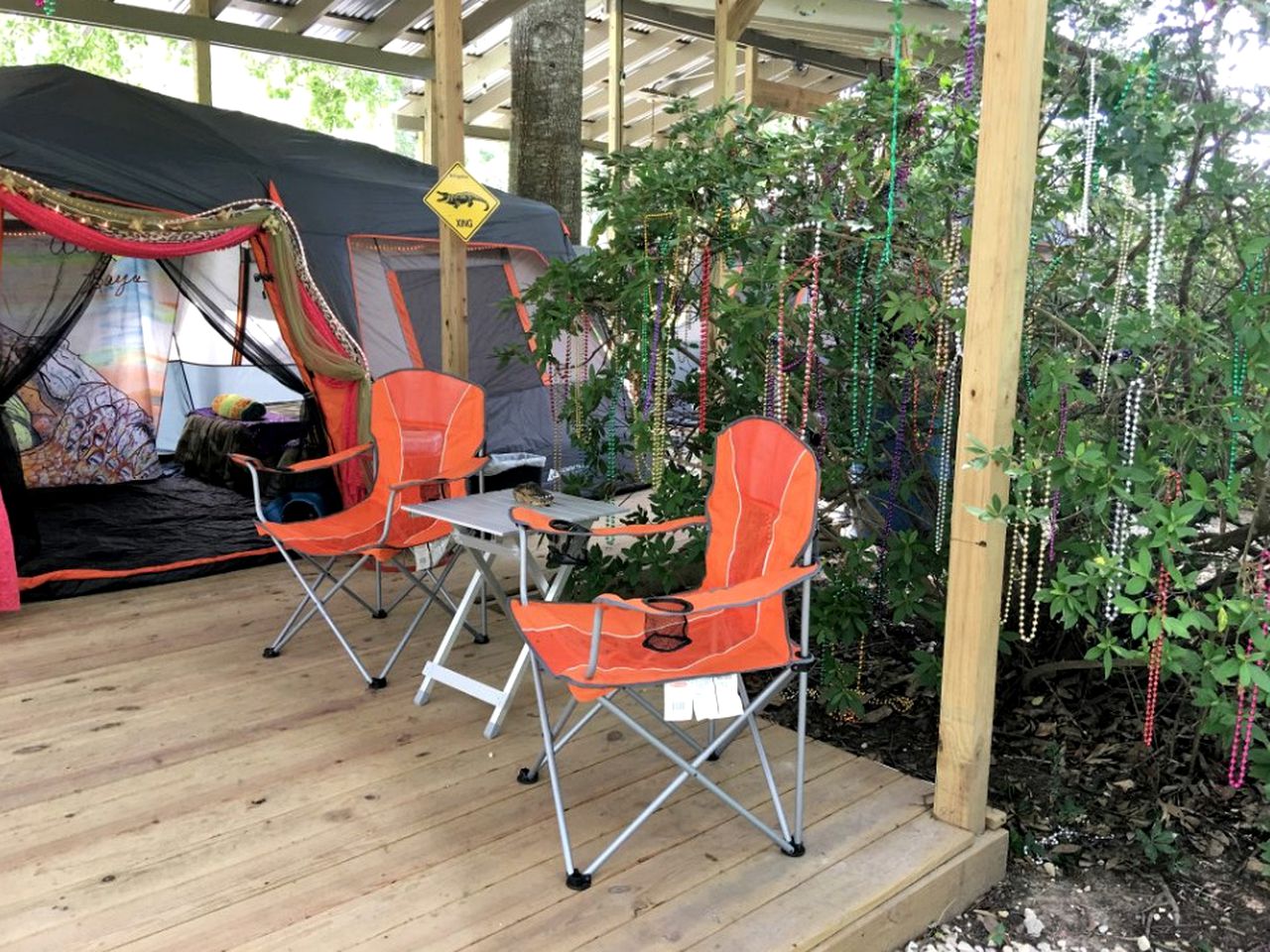 Cozy Glamping Tent with Pool Access in Cajun County near Lafayette, Louisiana