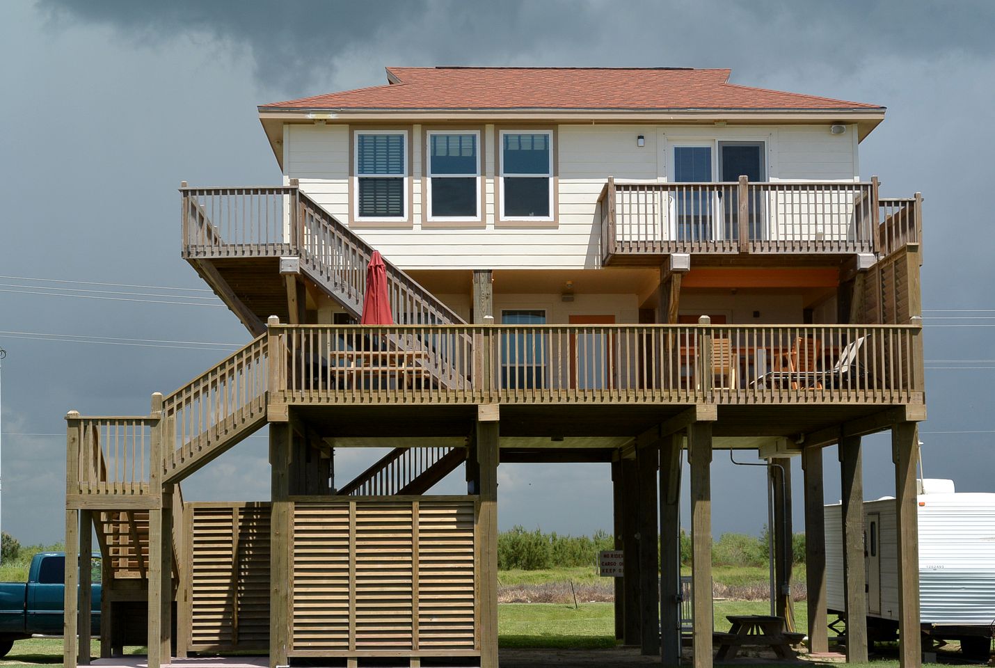 RedAwning Love Shack Gilchrist, TX, Beach Houses, Gilchrist, United