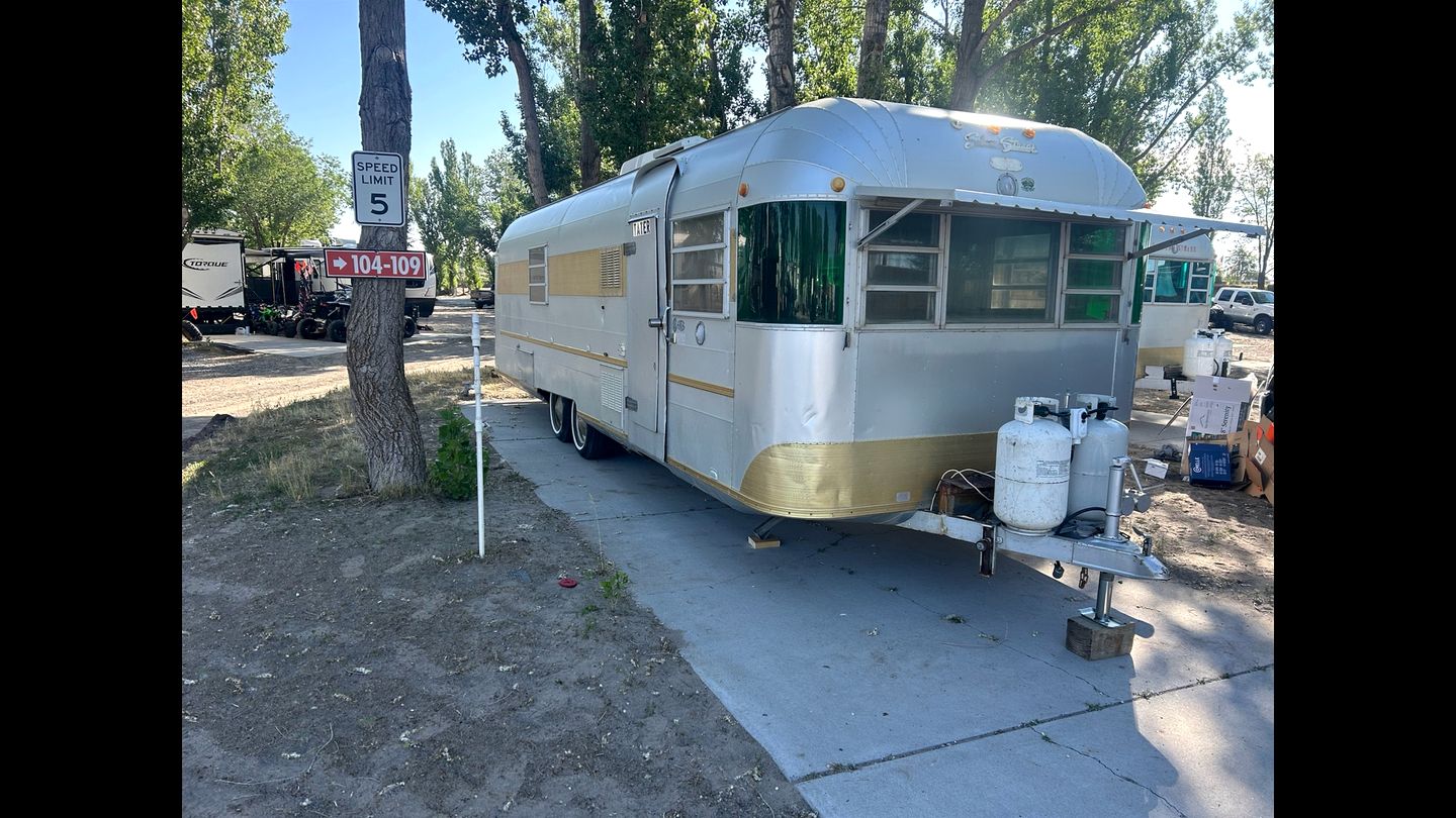 Lovely Airstream Amazing for a Glamping Getaway in Idaho