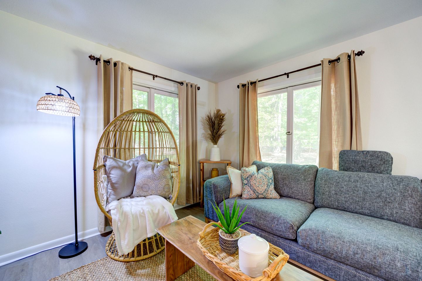 Lovely Beach House Rental in Coastal Michigan, for Memorable Getaways to Muskegon