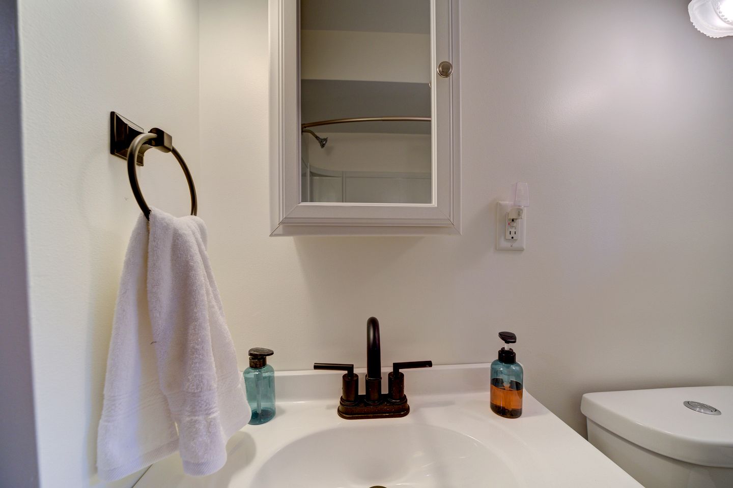 Lovely Beach House Rental in Coastal Michigan, for Memorable Getaways to Muskegon