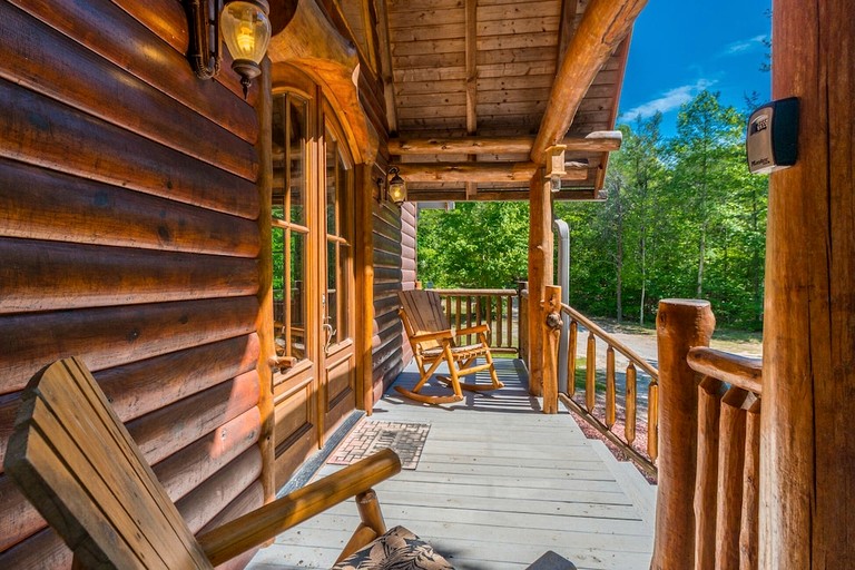 Cabins (United States of America, Cleveland, Georgia)