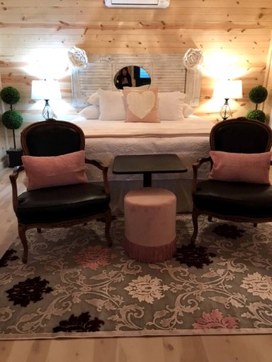 Cabins (United States of America, Fredericksburg, Texas)