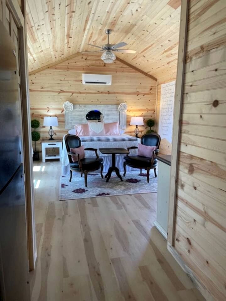 Lovely Cabin Rental in Fredericksburg with a Hot Tub