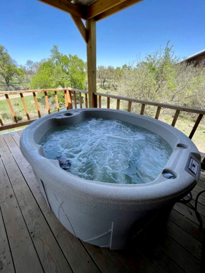 Lovely Cabin Rental in Fredericksburg with a Hot Tub