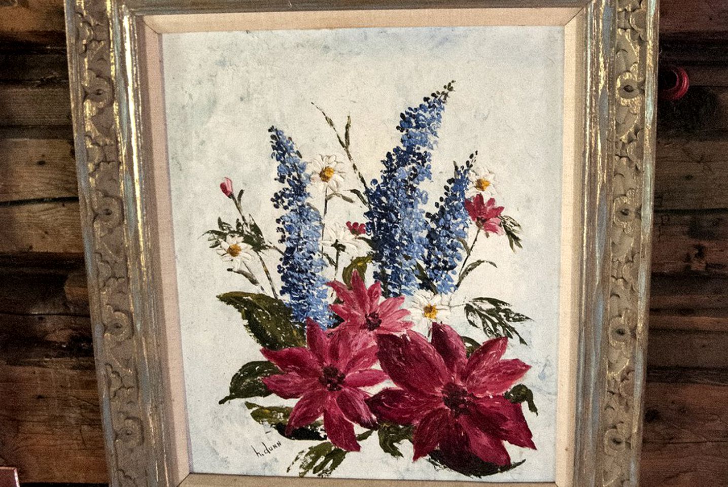 Lovely Cabin Rental with an Antique Iron Tub near Nathrop, Colorado