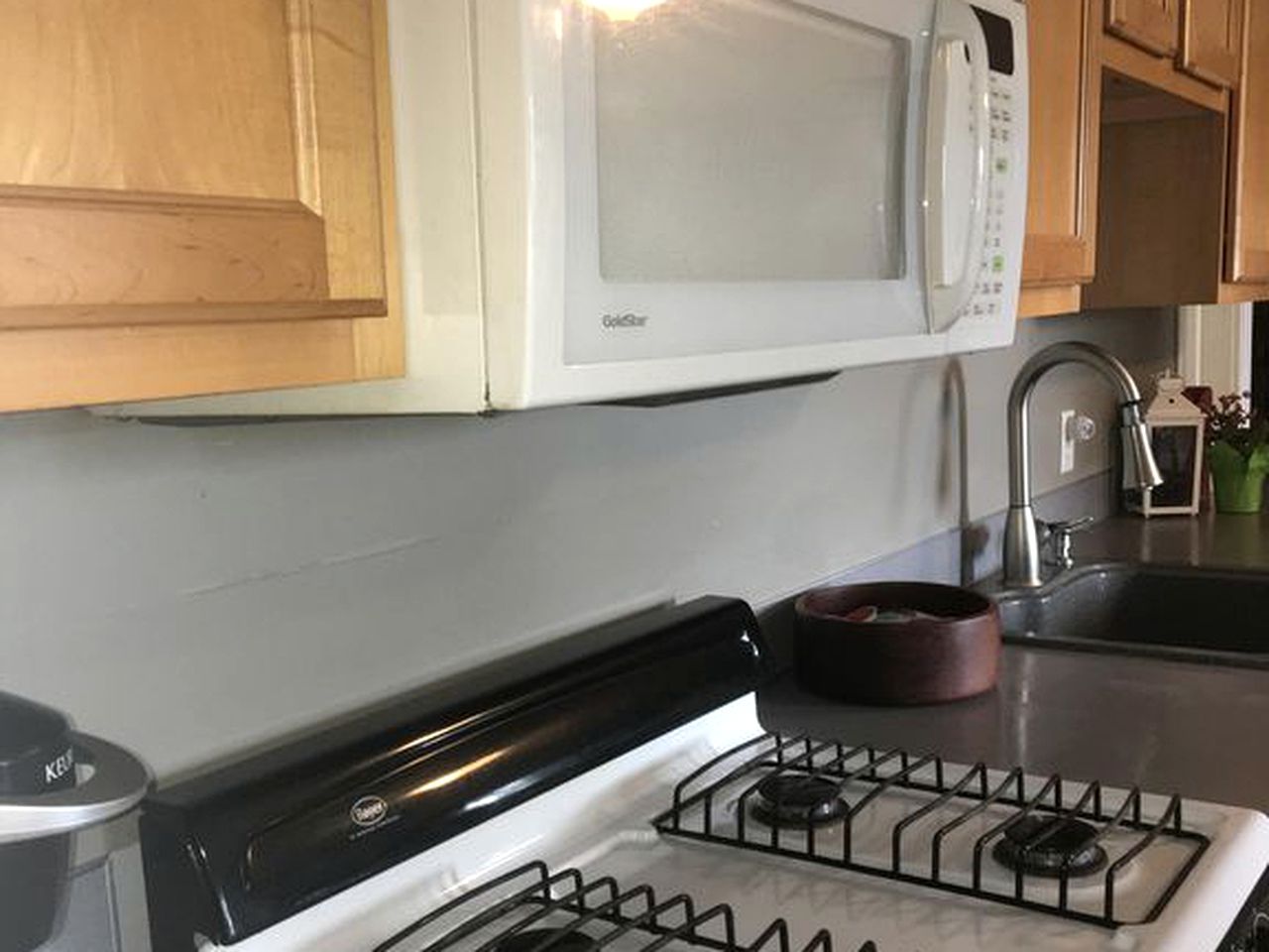 Lovely Cottage Rental with a Pool and Stunning Garden near Grand Rapids in Michigan